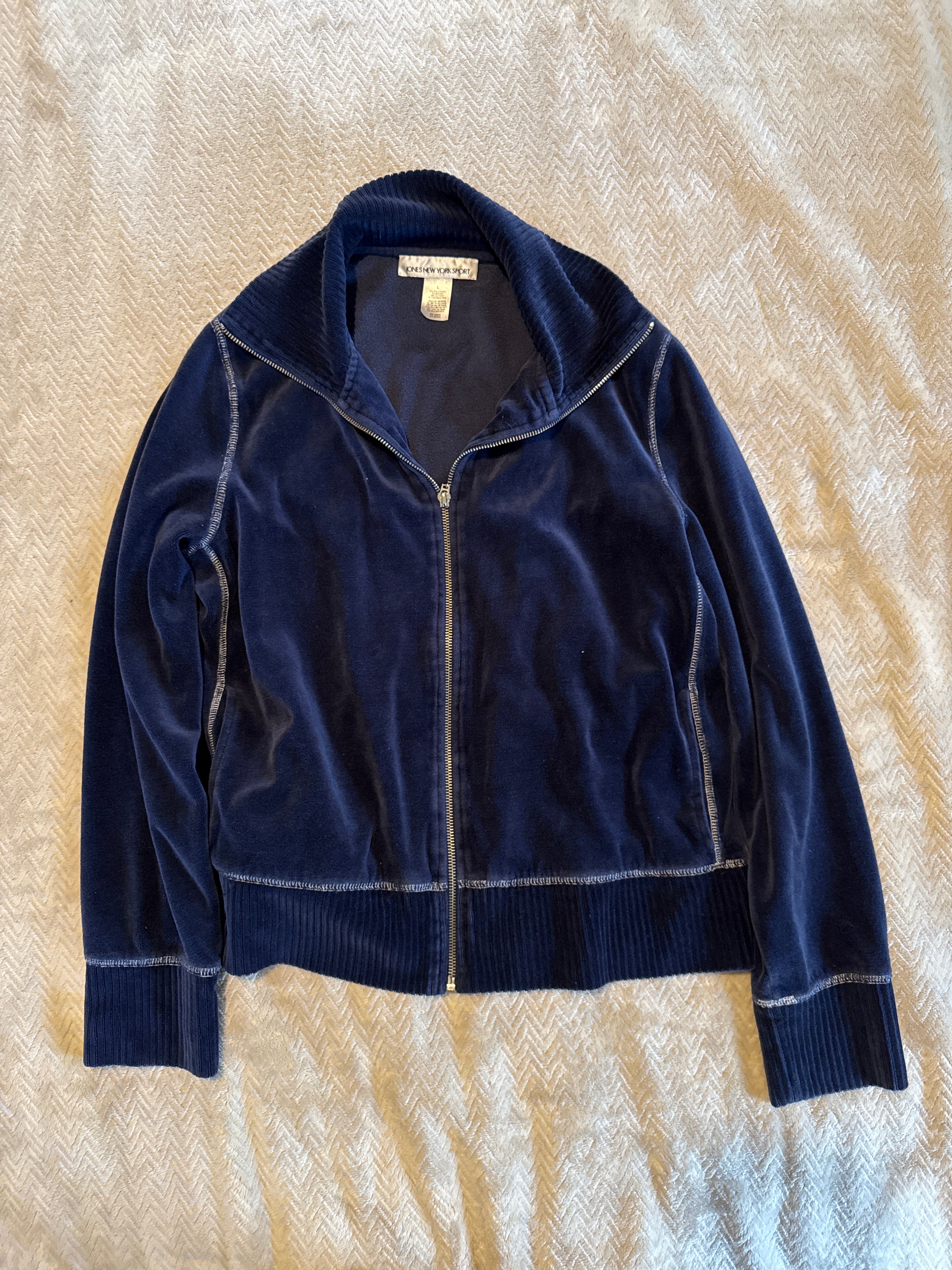 Jones New York Sport Jacket – Women’s Vintage Navy Velour, Size Large 22" L